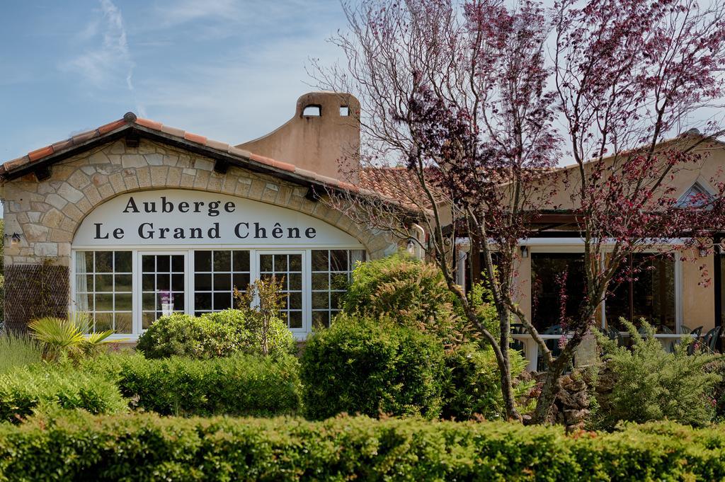 Auberge Du Grand Chene ซิญองส์-ลาเกสกาด ภายนอก รูปภาพ